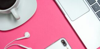 Co jest lepsze informatyk czy programista?