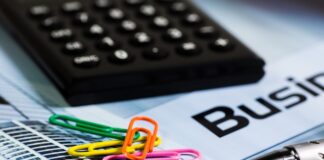 Jak obliczyć metr kwadratowy płyty meblowej?