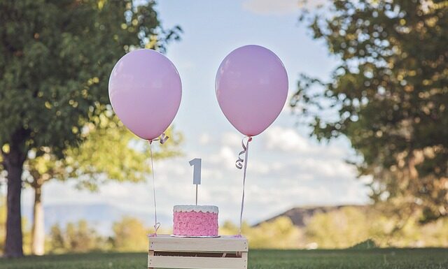 Jak podzielić półkę w szafie?