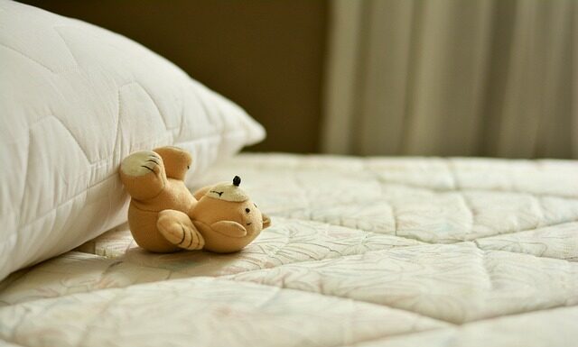 Jaki materac na sztywny stelaż? Jaki materac na sztywny stelaż?