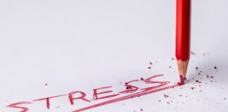 Na jakim kolorze mebli nie widać kurzu?