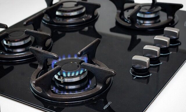 Czy zmywarka może kończyć ciąg zabudowy?