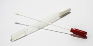 Jak pobrać zdjęcie z Midjourney?