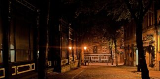 Po czym poznać że lampa jest angielska?