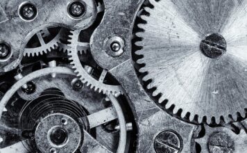 Co to znaczy że silnik ma przedmuchy?