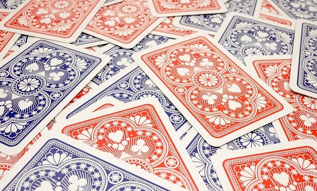 Co to jest rewers w drzwiach?