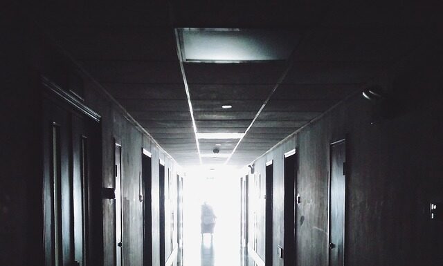 Jak otworzyć awaryjnie wlew paliwa Passat b6? Jak otworzyć awaryjnie wlew paliwa Passat b6?