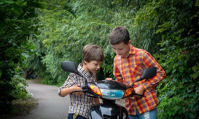 Dlaczego motocykliści się pozdrawiają? Dlaczego motocykliści się pozdrawiają?