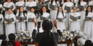 Po co konduktor gwiżdże?