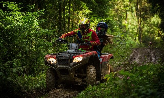 Ile jedzie quad 50 ccm?