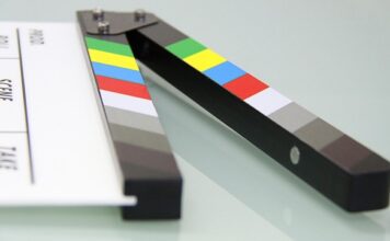 Jak awaryjnie otworzyć klapę bagażnika Passat b5? Jak awaryjnie otworzyć klapę bagażnika Passat b5?