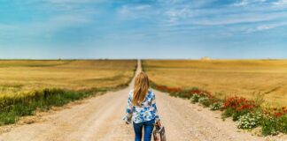 Kto daje sygnał do odjazdu pociągu?