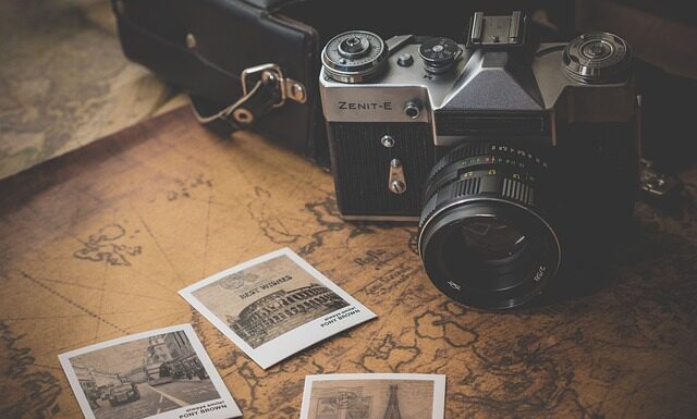 Czy kamera robi zdjęcia na żółtym świetle?